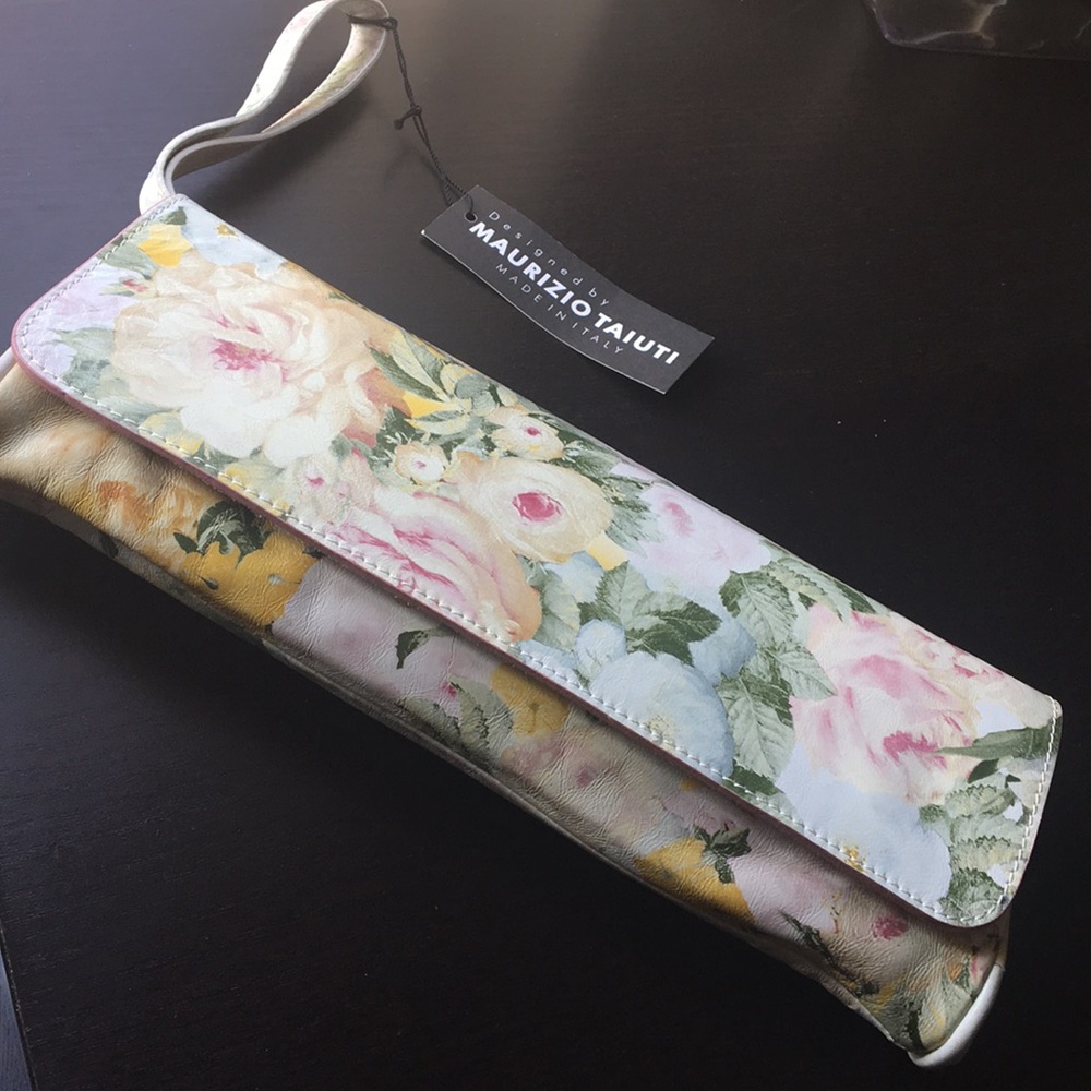 Maurizio Taiuti Floral Wristlet